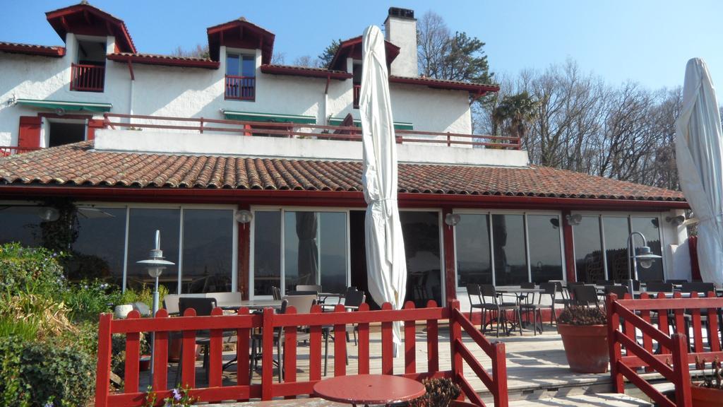 La Ferme Ostalapia Bed & Breakfast Ahetze Exterior photo